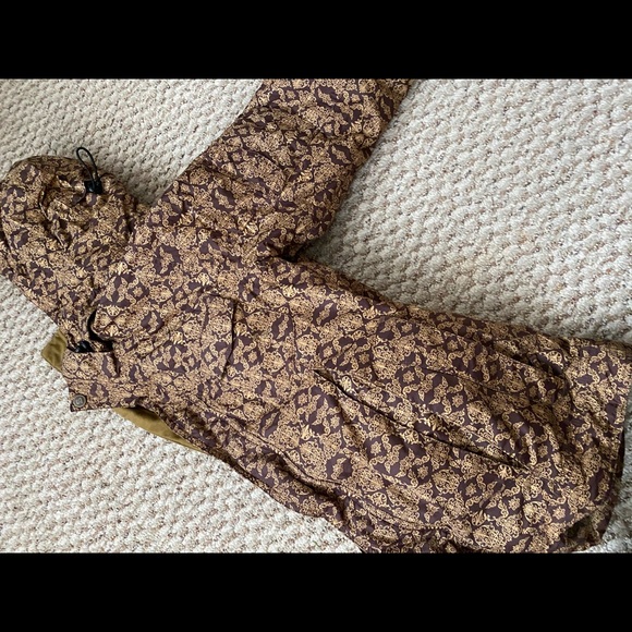 Simms Women’s Winter Jacket - Picture 6 of 7